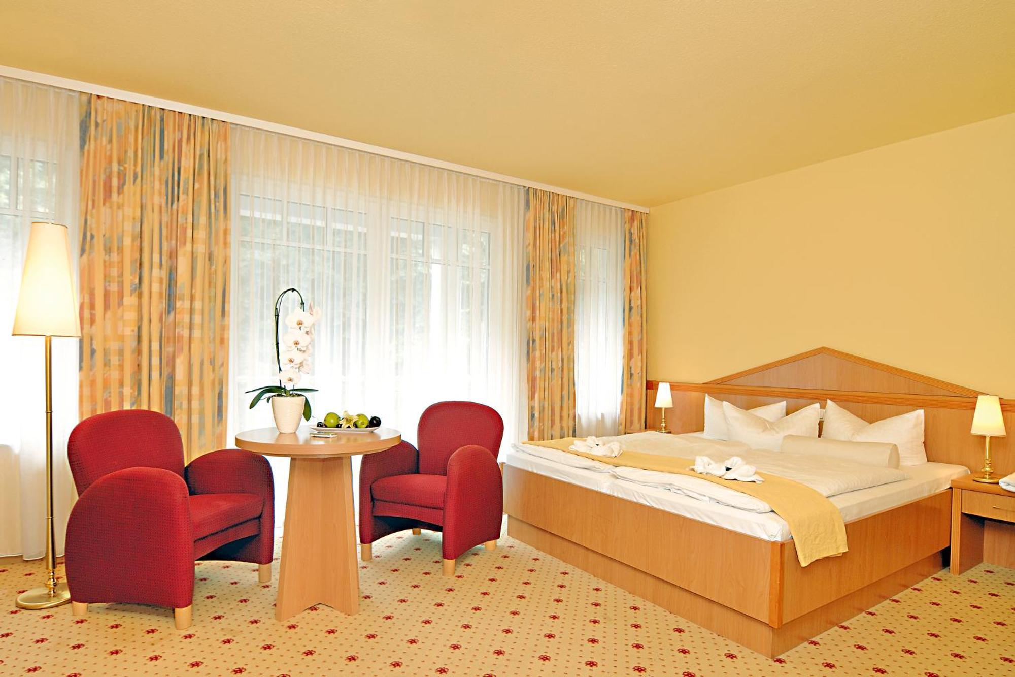 Ostseehotel Villen Im Park - Ein Rovell Hotel Heringsdorf Zewnętrze zdjęcie