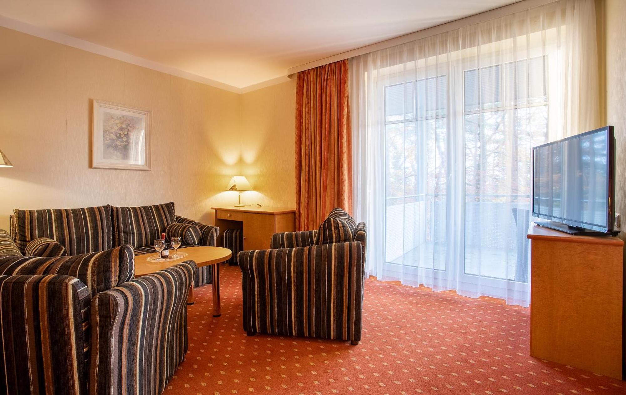 Ostseehotel Villen Im Park - Ein Rovell Hotel Heringsdorf Zewnętrze zdjęcie